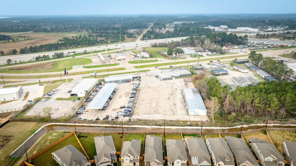 More Photos Of 27210 State Highway 249, Tomball Showroom For Lease