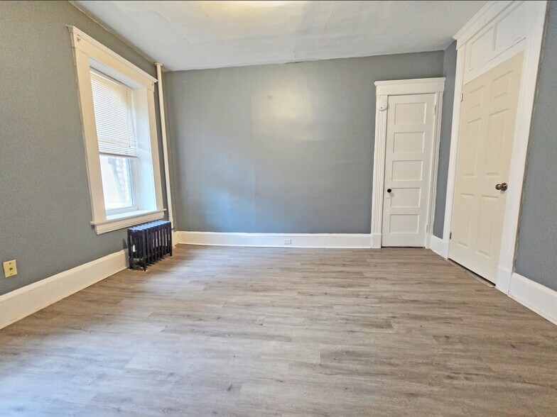 More Photos Of 948 Dwight St, Holyoke Apartments For Sale