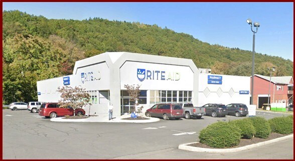 Primary Photo Of 129 E Centre St, Ashland Drugstore For Lease