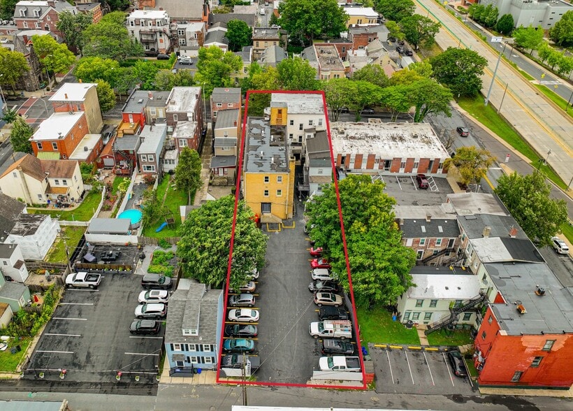 More Photos Of 123 N 2nd St, Easton Apartments For Sale