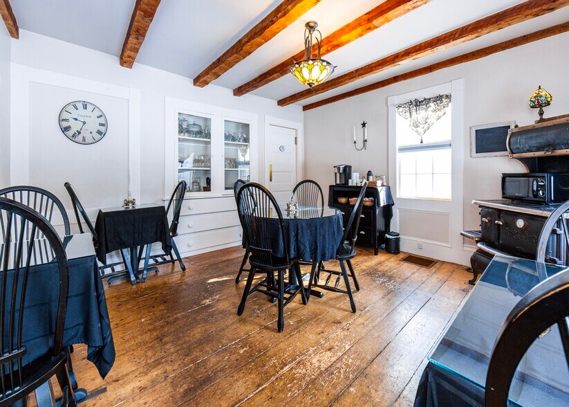 More Photos Of 715 State Highway 3, Bar Harbor Hospitality For Sale