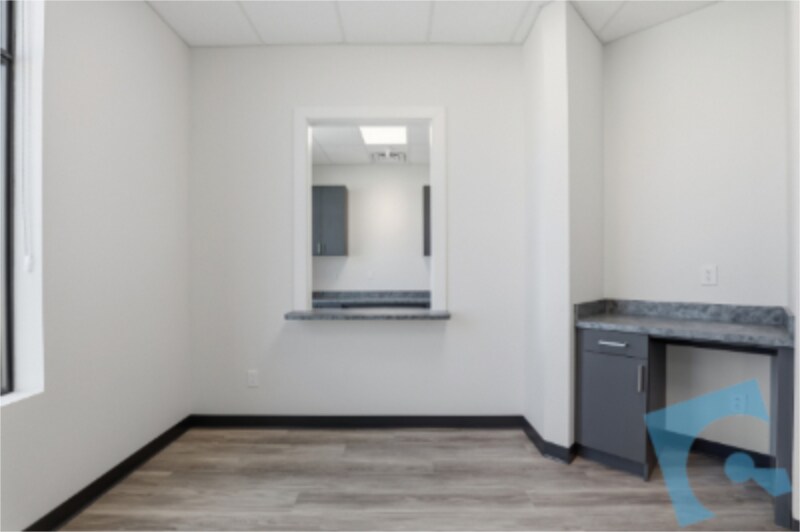 More Photos Of 9045 Mid Cities Blvd, North Richland Hills Medical For Lease