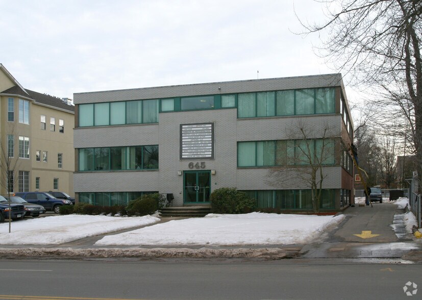 More Photos Of 645 Farmington Ave, Hartford Medical For Lease