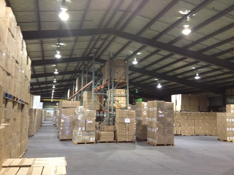 More Photos Of 444 Industrial Rd, Saint George Warehouse For Lease