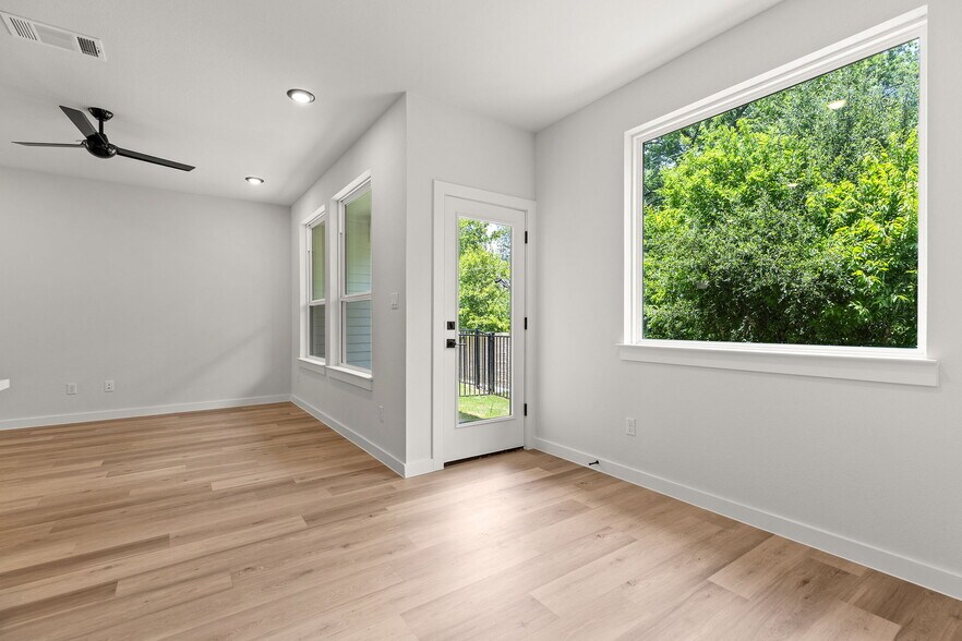 More Photos Of 2600 Gattis School Rd, Round Rock Apartments For Sale