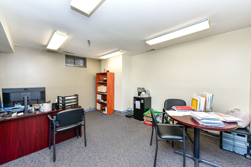 More Photos Of 1640 N Ritter Ave, Indianapolis Medical For Sale