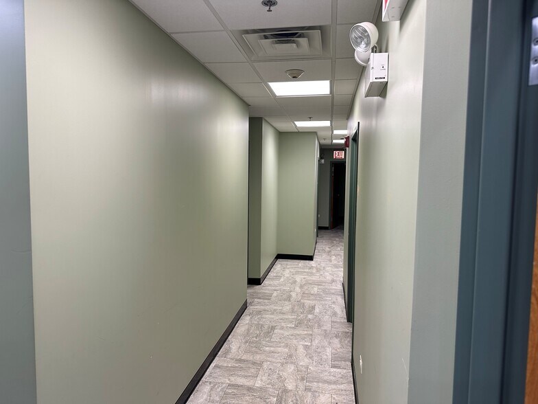 More Photos Of 5630 111th St, Chicago Ridge Medical For Lease