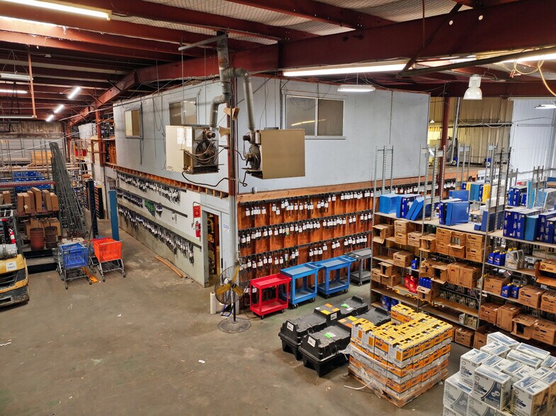 More Photos Of 6130 S Padre Island Dr, Corpus Christi Auto Repair For Sale