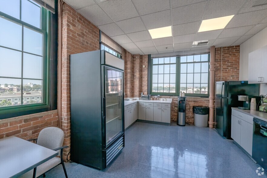 Photo of 6th Floor Ste 600