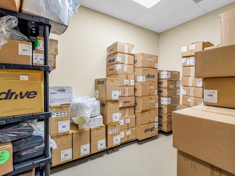 More Photos Of 104-168 Fiddlers Run Blvd, Morganton Unknown For Lease