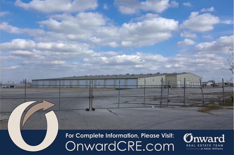 More Photos Of 1001 W Loop 340, Waco Distribution For Lease