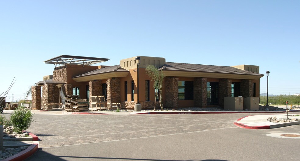 More Photos Of 9831 E Bell Rd, Scottsdale Office For Sale