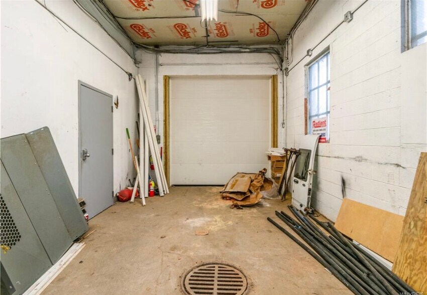 More Photos Of 3231 Harlem Rd, Cheektowaga Warehouse For Sale