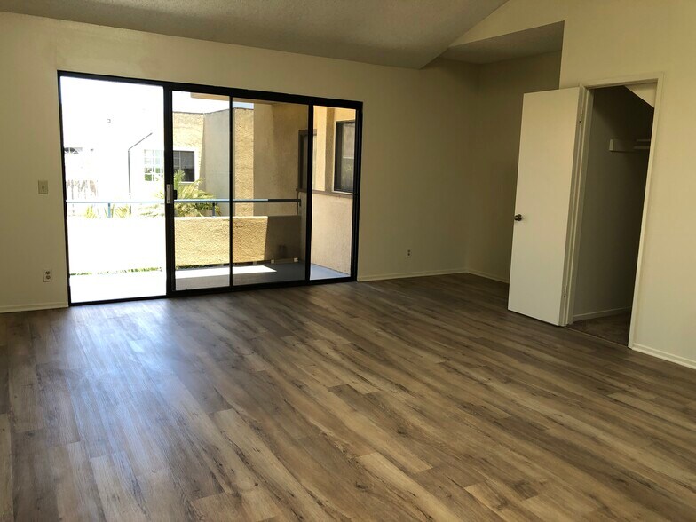 More Photos Of 16922 Lynn Ln, Huntington Beach Apartments For Sale