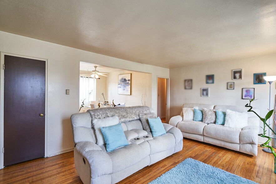 More Photos Of 1608 Coventry Rd, Cleveland Apartments For Sale