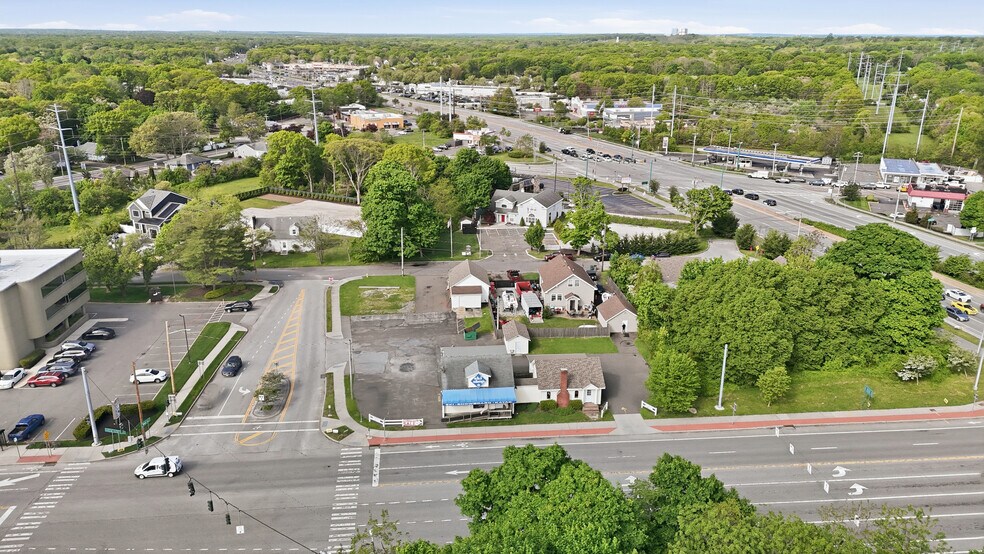 More Photos Of 1002-1004 New York 112, Port Jefferson Station Freestanding For Sale