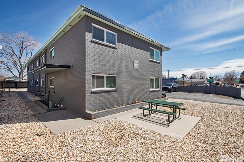 More Photos Of 1101 E Taylor St, Reno Apartments For Sale