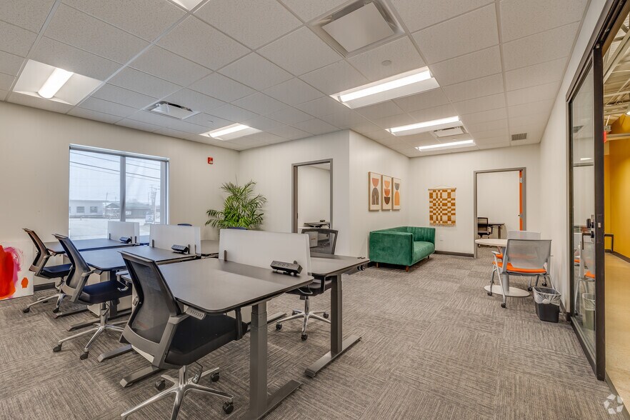 More Photos Of 110 S Hartford Ave, Tulsa Office For Lease