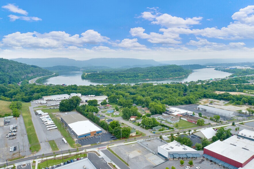 More Photos Of 3501 Saint Elmo Ave, Chattanooga Distribution For Lease