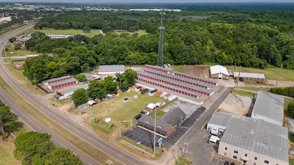 More Photos Of 2331 Congressman W L Dickinson dr, Montgomery Self Storage For Sale