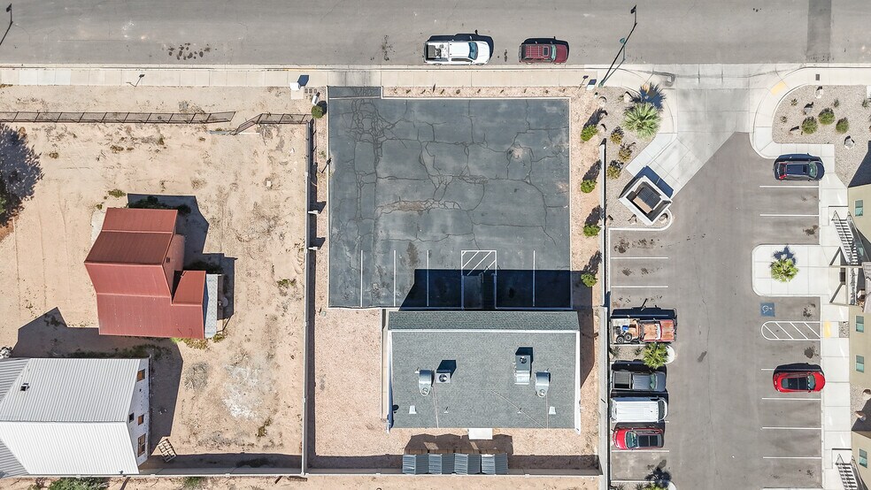 More Photos Of 126 E 1st North St, Mesquite Multifamily For Sale