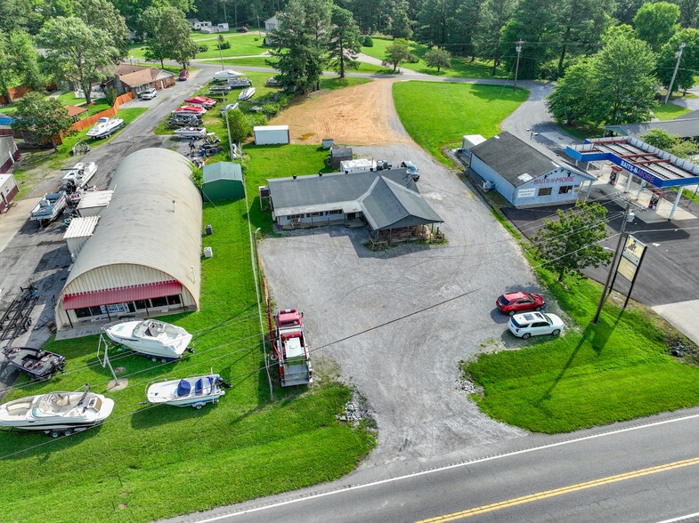 More Photos Of 15649 US-68, Benton Restaurant For Sale