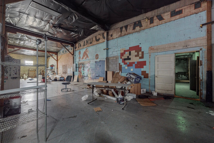 More Photos Of 1823 Commercial St NE, Albuquerque Warehouse For Sale