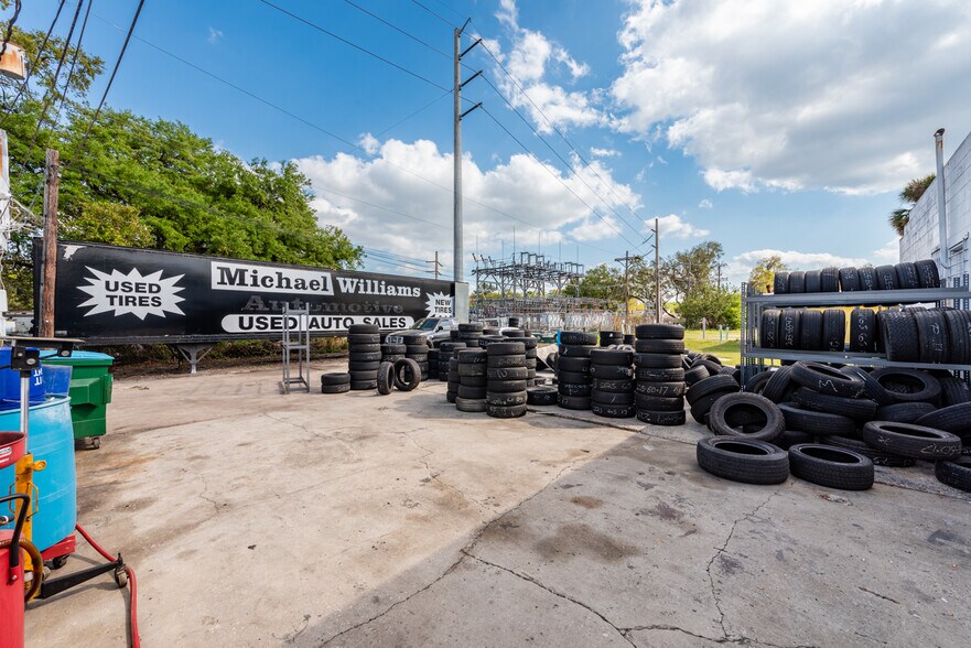 More Photos Of 2501 Sanford Ave, Sanford Auto Repair For Sale