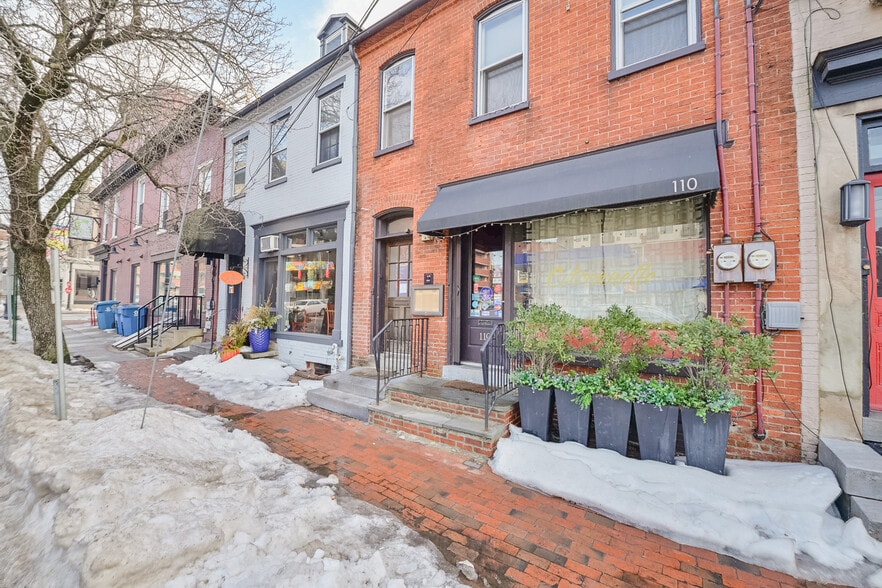 More Photos Of 110 W Orange St, Lancaster Storefront Retail Residential For Sale