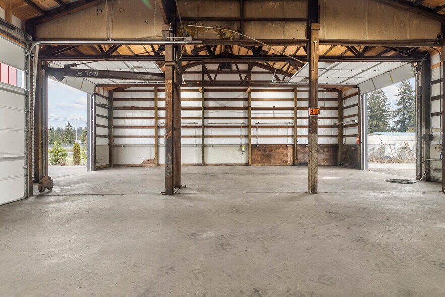More Photos Of 19320 Elderberry St SW, Rochester Warehouse For Sale