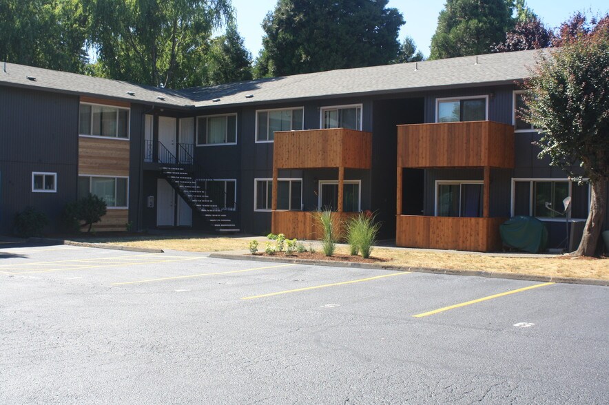 More Photos Of 1184 NE Turner Dr, Hillsboro Apartments For Sale
