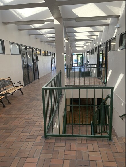 More Photos Of 499 E Central Pky, Altamonte Springs Medical For Lease