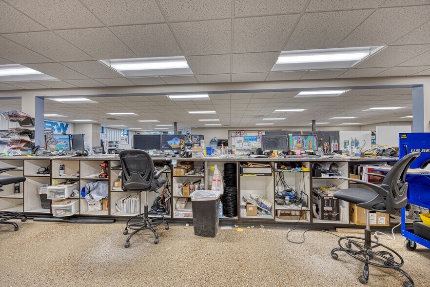 More Photos Of 3928 Tri Hill Frontage Rd, Great Falls Auto Dealership For Sale