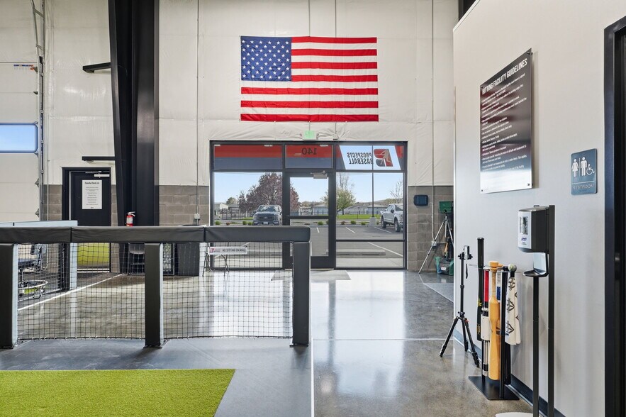 More Photos Of 5418 W. Hood, Kennewick Industrial For Lease