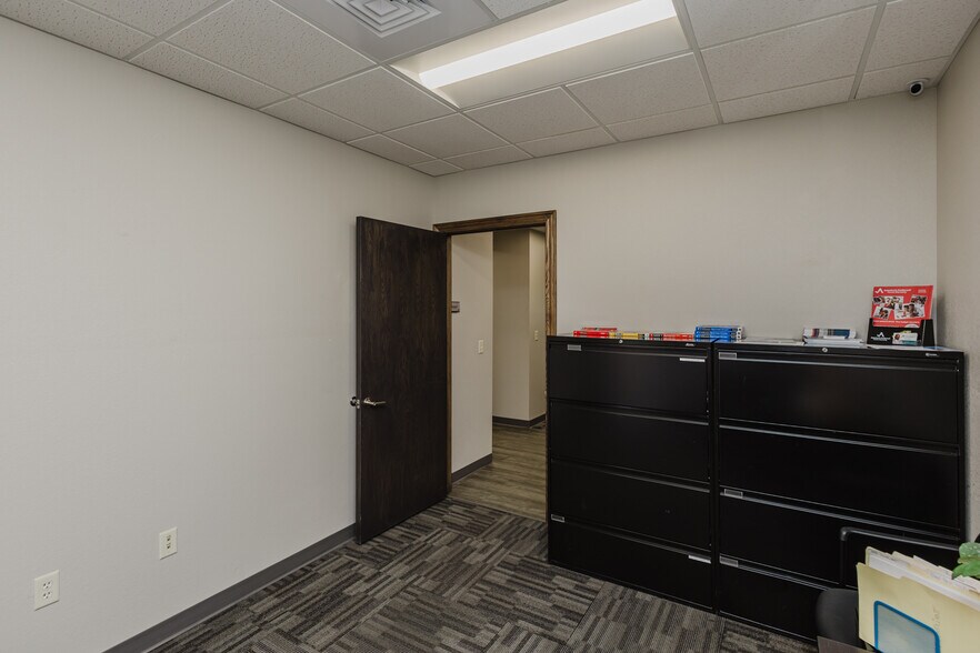 More Photos Of 429 S 119th St W, Wichita Office For Sale
