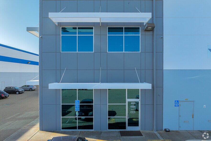 More Photos Of 3735 Cincinnati Ave, Rocklin Warehouse For Lease