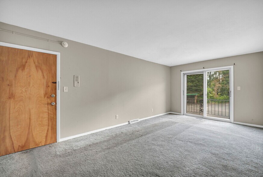 More Photos Of 818-850 S Green Rd, South Euclid Apartments For Sale