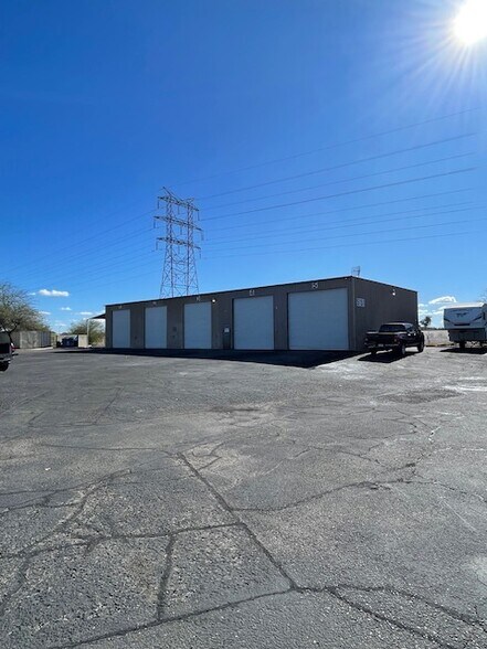 More Photos Of 5151 S Julian Dr, Tucson Auto Repair For Sale