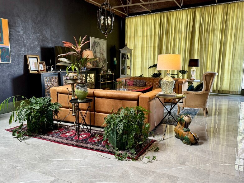 More Photos Of 912 N Main St, Jennings Office Residential For Sale