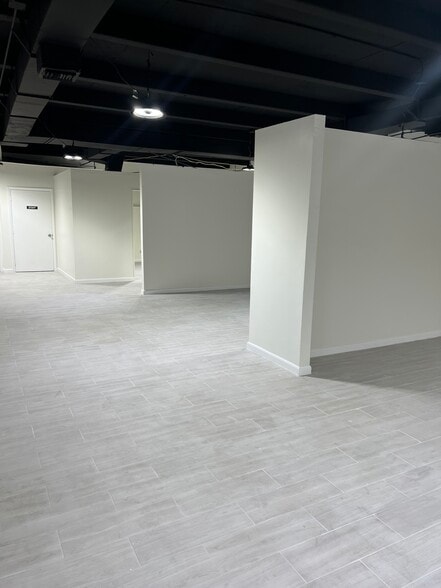 More Photos Of 1249-1263 10th St, Lake Park Storefront For Lease