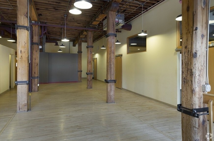 More Photos Of 702-722 N 1st St N, Minneapolis Apartments For Lease