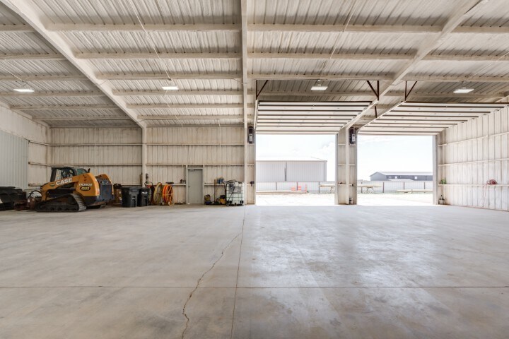 More Photos Of 10604 County 2500 rd, Lubbock Industrial For Sale