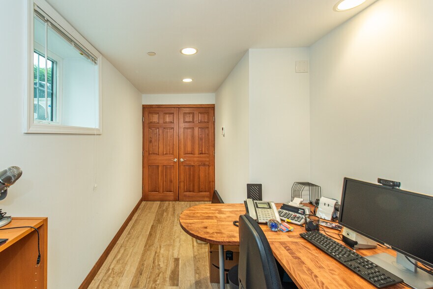 More Photos Of 501 Westfield Ave, Westfield Office For Lease