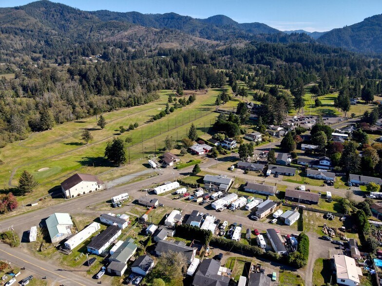 More Photos Of 7475 Alderbrook Rd, Tillamook Manufactured Housing Mobile Home Park For Sale