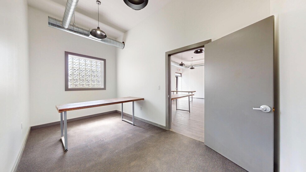 More Photos Of 3367 Spring Garden Rd, Pittsburgh Warehouse For Lease