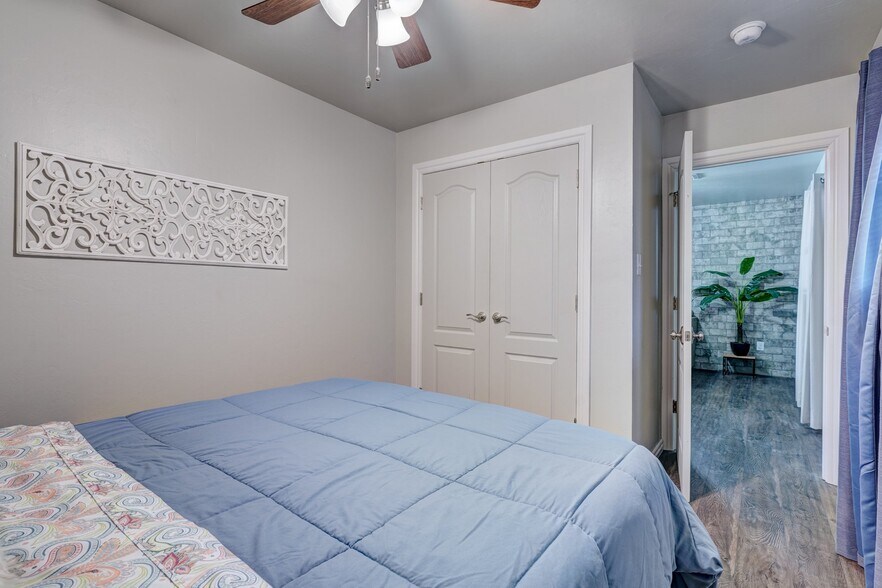 More Photos Of 1207 W Gore Blvd, Lawton Apartments For Sale