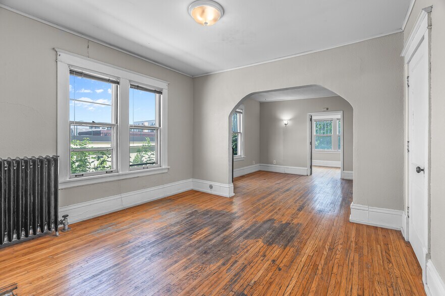 More Photos Of 3012 Bryant Ave S, Minneapolis Multifamily For Sale