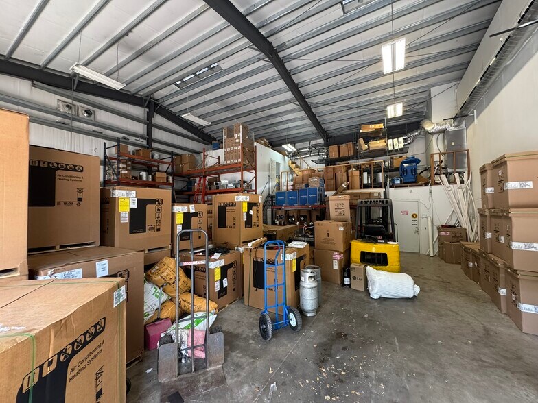 More Photos Of 5614 Franz Rd, Katy Warehouse For Lease