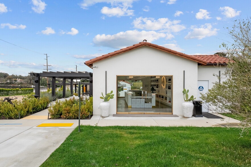 More Photos Of 41309 Avenida Biona, Temecula Winery Vineyard For Sale