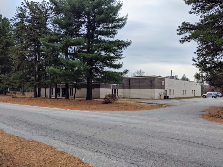 More Photos Of 7 Northern Blvd, Amherst Industrial For Sale